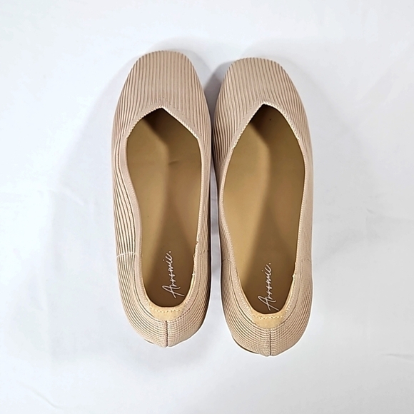 Arromic Tan Square Toe Flats Size 10 - Picture 7 of 8
